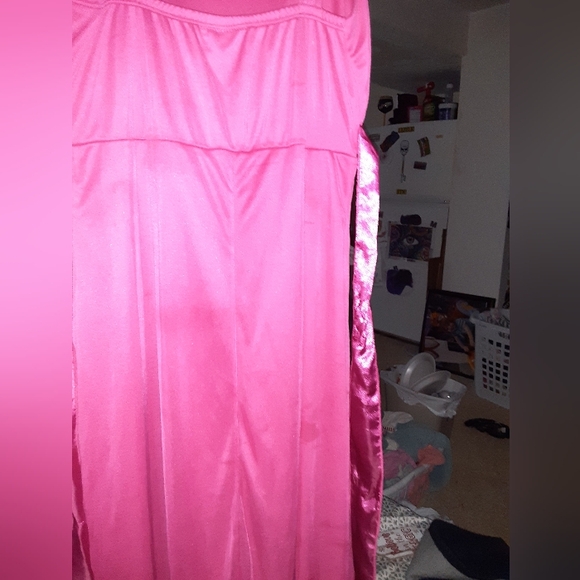 Hot pink bridesmaid dress - Picture 3 of 5